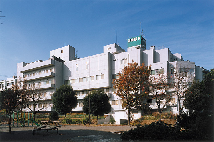 横浜新緑総合病院 外観