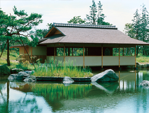 日本庭園 四阿