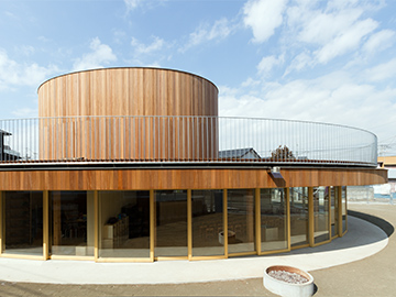 Mihato Kindergarten  (Designed by Tezuka Architects , Takaharu+Yui Tezuka)