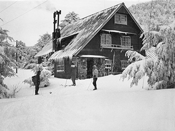 T社志賀山荘