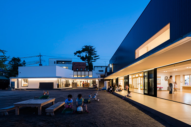 明福寺ルンビニー学園幼稚園 外観北面夕景