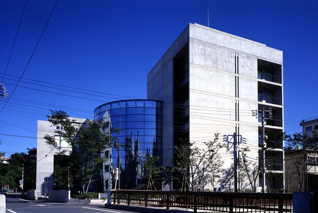 メルローズ 本社ビル